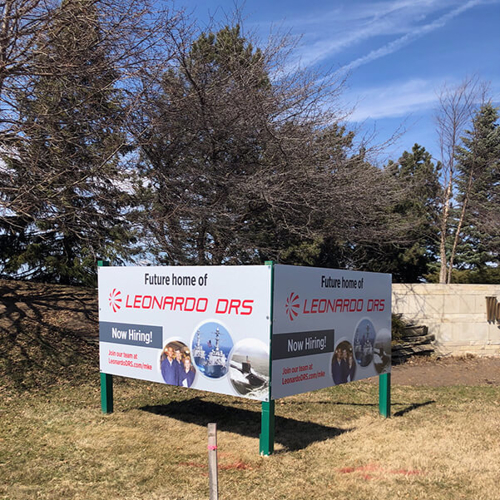Custom sign of Leonardo drs on the site
